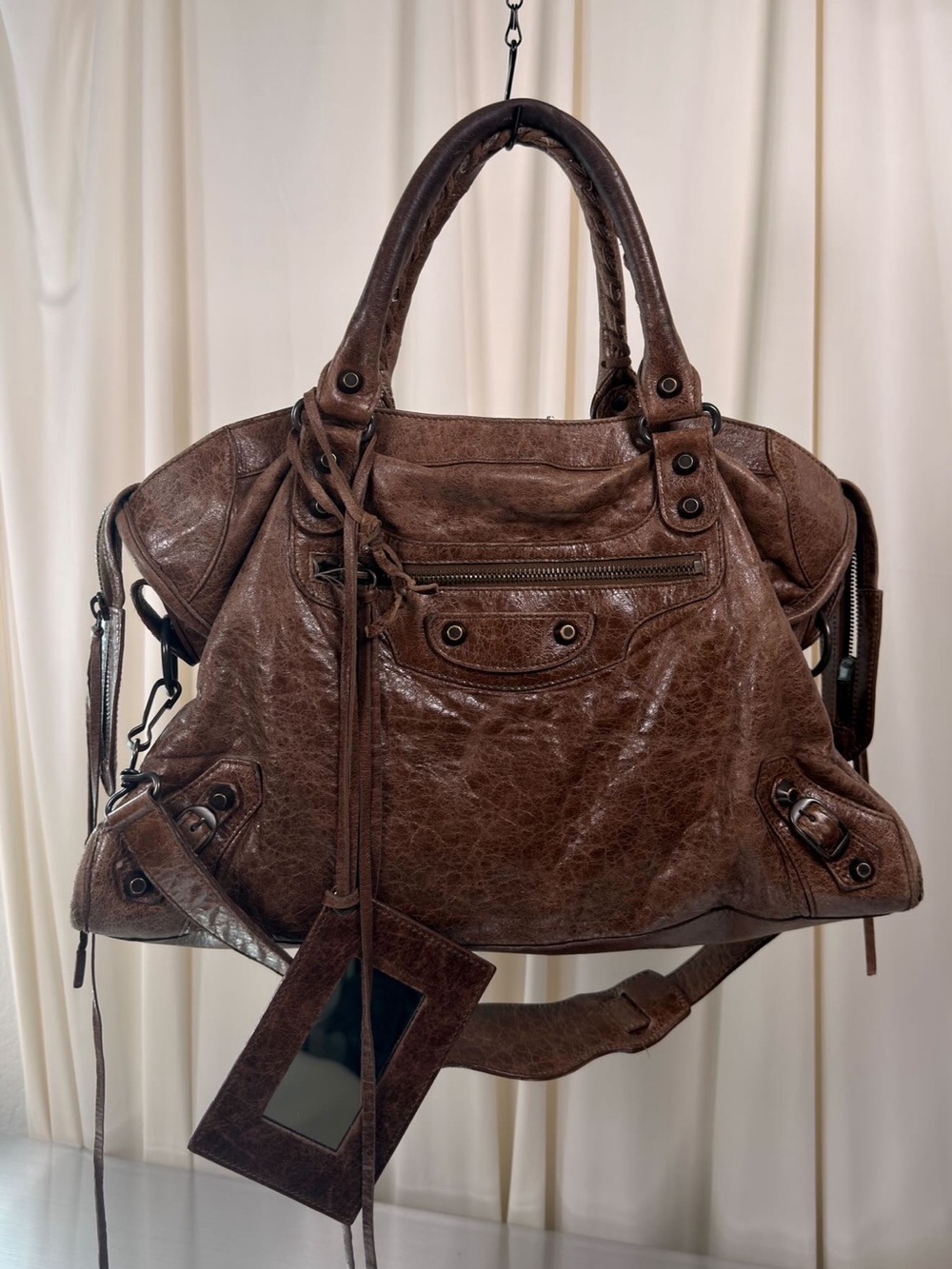 brown balenciaga city bag 🤎🤎